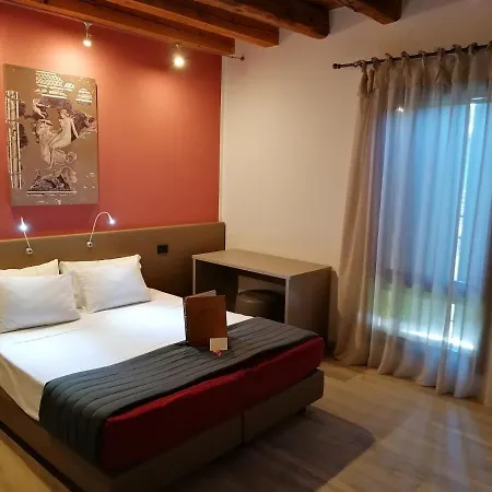 Ai Due Leoni * Aquiléia