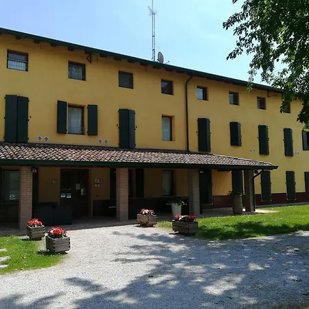 Agriturismo Ai Due Leoni * Aquileia