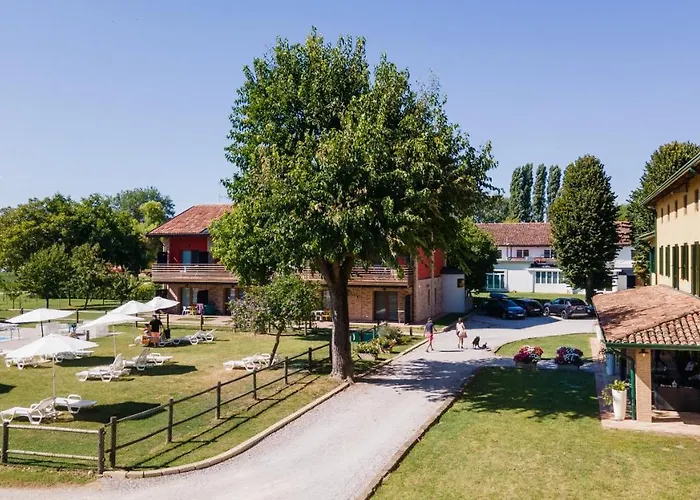 Agriturismo Ai Due Leoni *