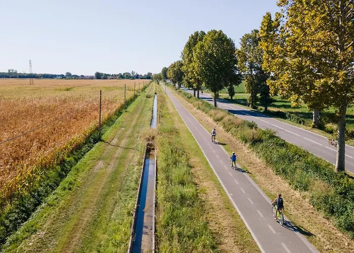 Farm stay Agriturismo Ai Due Leoni Aquileia